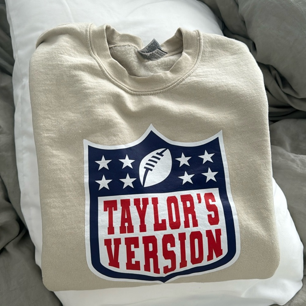 Taylor’s Version Sweatshirt (Taylor swift)
